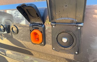 "WanderPop" - Luxury Off Grid Noovo Camper Van