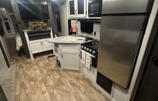 Let's Roll!  2022 Keystone RV Hideout 272BH