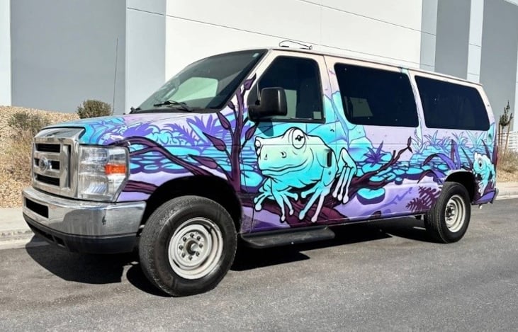 Color Wagon Rental #2
Violet