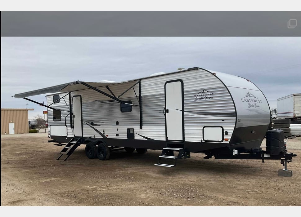 Travel Trailer rentals in Paw Paw