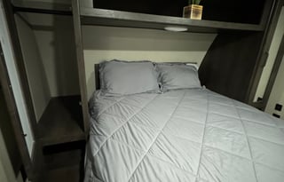 Spacious Grand Design Bunkhouse with Master Suite