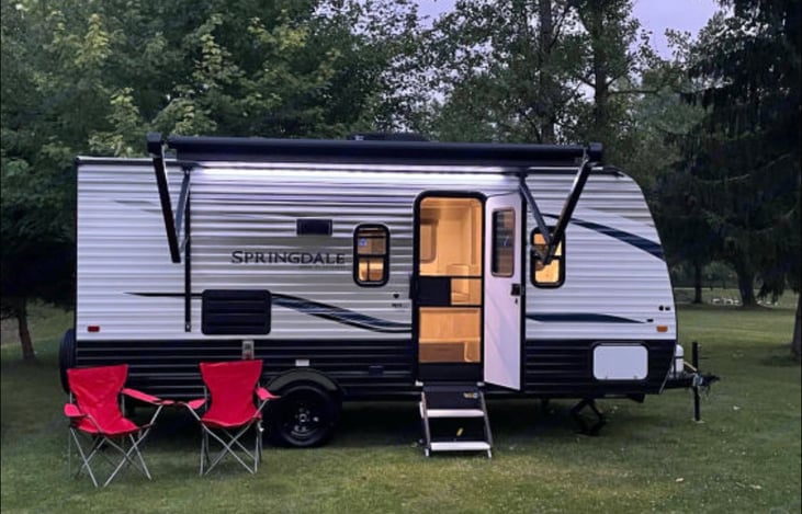 The camper-clean, new, with lots of great amenities!