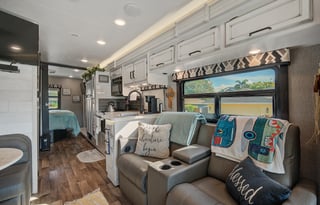 2020 Rv On The Move w/3 Smart Tv's(YouTube Tv)