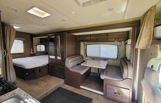 Chateau - Little Memory Maker (With Slide-out)