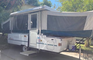 Pop-up camper