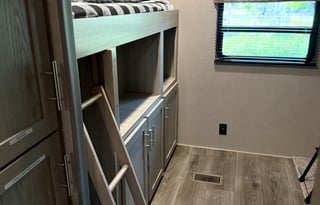 "Adventure Awaits: Cozy & Fun RV Rental!"