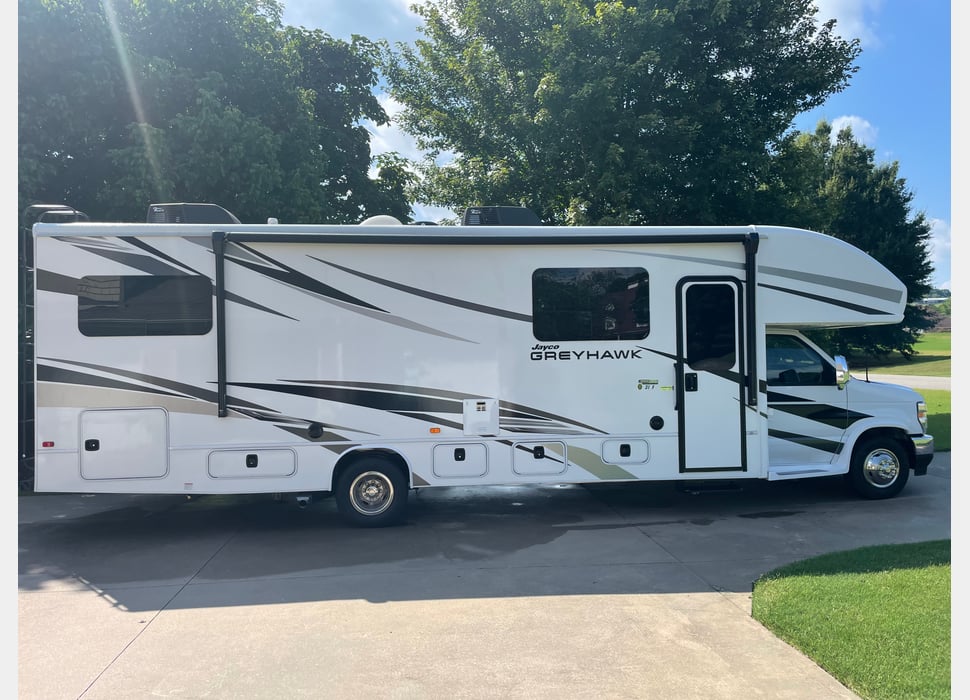 Class C Motor Home rentals in Hot Springs