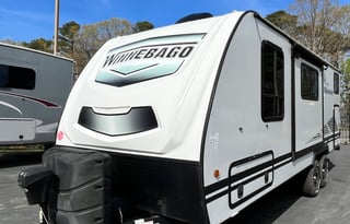 Minimalist Winnie Minnie by the River