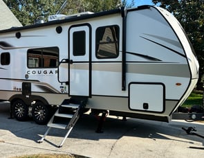 Keystone RV Cougar Half-Ton 22MLS