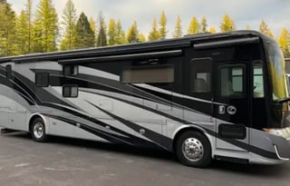 Family Luxe Diesel RV — Spacious & Smooth Ride