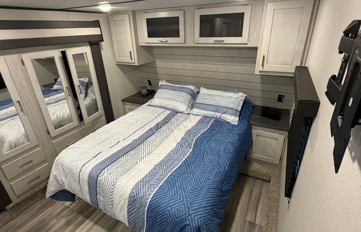 Large Master bedroom with private bathroom, stand up shower and thermostat! Tons of storage!