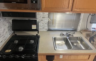 2003 R-Vision Trail Lite 22 ft  .  Delivery Only