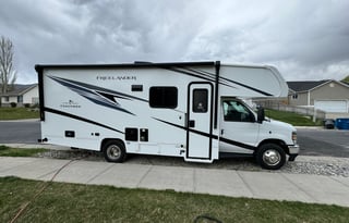 2026 27ft Coachmen 23FS - Sleeps 6