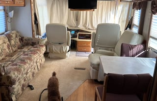 2002 Monaco Knight 36 PBD