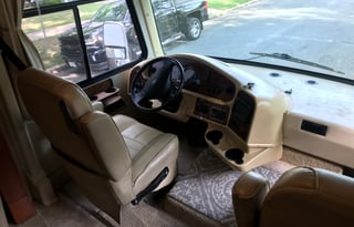 2011 Damon Daybreak 35BD