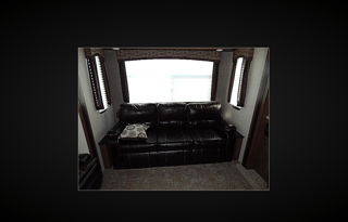 2017 Heartland Oakmont 390MBL