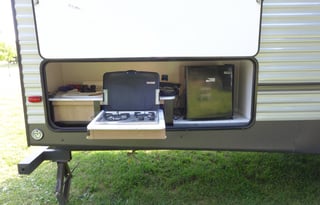 All-Inclusive Experience - 34' 2022 Avenger 27DBS