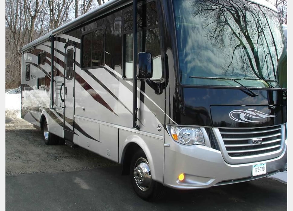 Class A Motor Home rentals in Millersburg