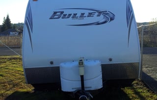 Bullet ➡️  Ultralight 25’  Easy Tow!