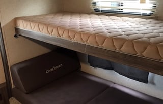 2018 Coachmen RV Apex Ultra-Lite 300LE