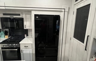 Luxurious Brand New 2025 East to West Ahara 390DS