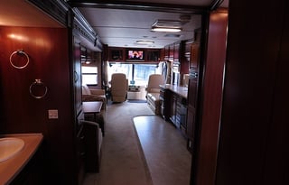 Beautiful Diesel Coach w/ Awesome Open Floor Plan w/ Perfect 5 Star Reviews Available for the Races!