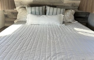 2021 Crossroads–Bunkhouse & Outdoor Kitchen-Slps 8