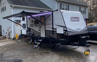 2019 Coleman Lantern  244 Bunkhouse