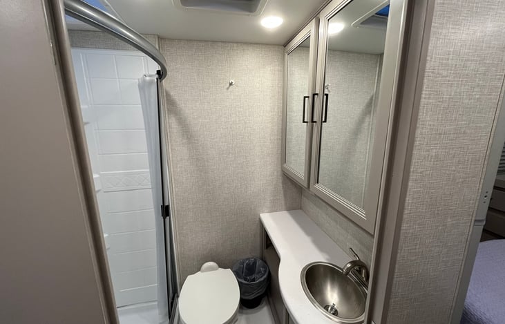 shower bathroom combo