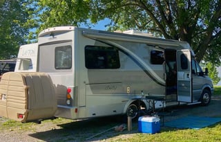 Meet "Grace" 2013 Leisure Travel Van Unity CB