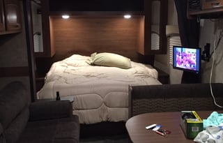 2016. Jayco jay feather 22 ft long