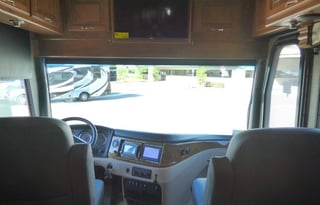 "HAPPY 40" IS A 2017 MOTORHOME