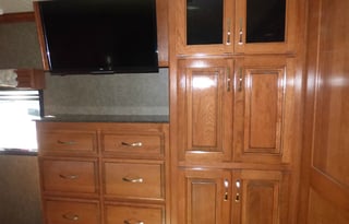 "HAPPY 40" IS A 2017 MOTORHOME