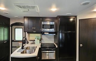 2019 Venture RV SportTrek Touring Edition 343VBH