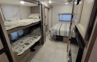 Coachmen Freelander 30BH