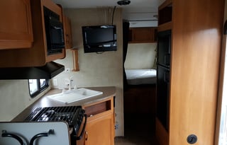 28' Keystone Energy Camper
