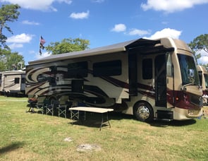 Fleetwood RV Discovery LXE 40G