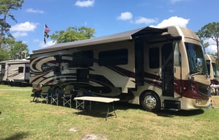 "HAPPY 40" IS A 2017 MOTORHOME