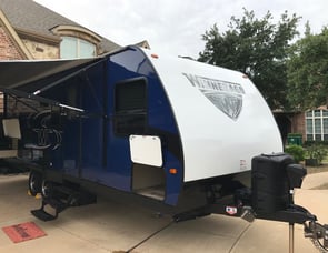 Winnebago Industries Towables Minnie 2455 BHS