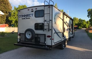 Amazing Connect Travel Trailer