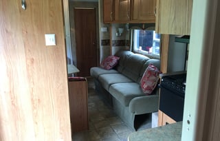 Fun Family Bunkhouse - Easy Rolling, Easy Setup