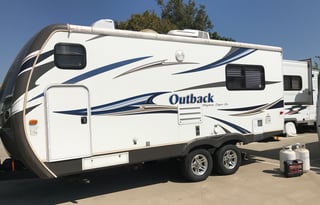 23 foot keystone outback