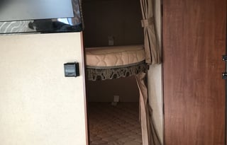 2015 Jayco 264BHW - Easy to Tow! Family Friendly!