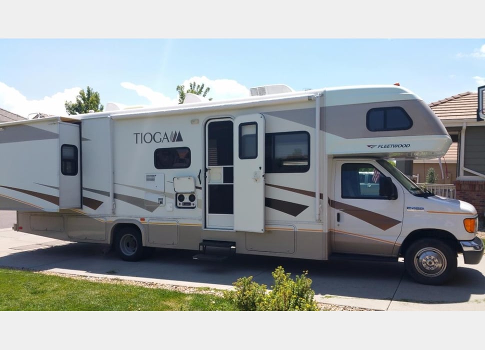 Class C Motor Home rentals in Seattle
