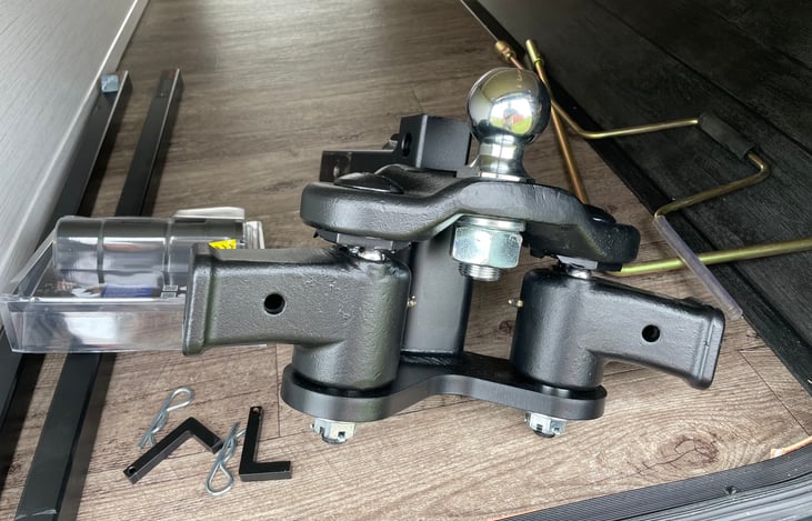 (Provided) Distribution Hitch