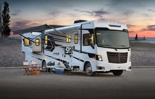 Meet Gertty….  34ft of Glamping!