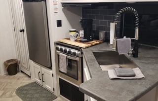 2021 Palomino Puma 28BHSS