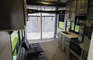 2021 Party Deck Toy Hauler