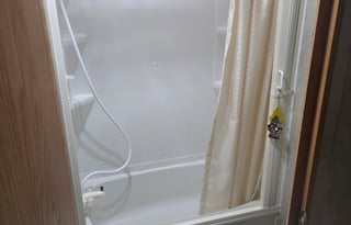 27" Bunkhouse Camper Sleeps 9