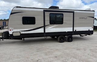 2018 Keystone RV Hideout 242LHS (T-2)